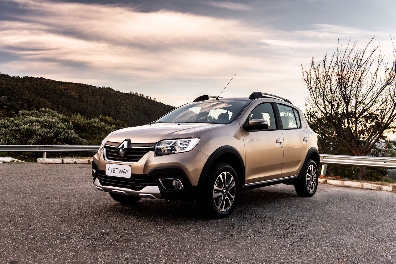 Renault lanza Sandero, Logan y Stepway 2020 en Brasil