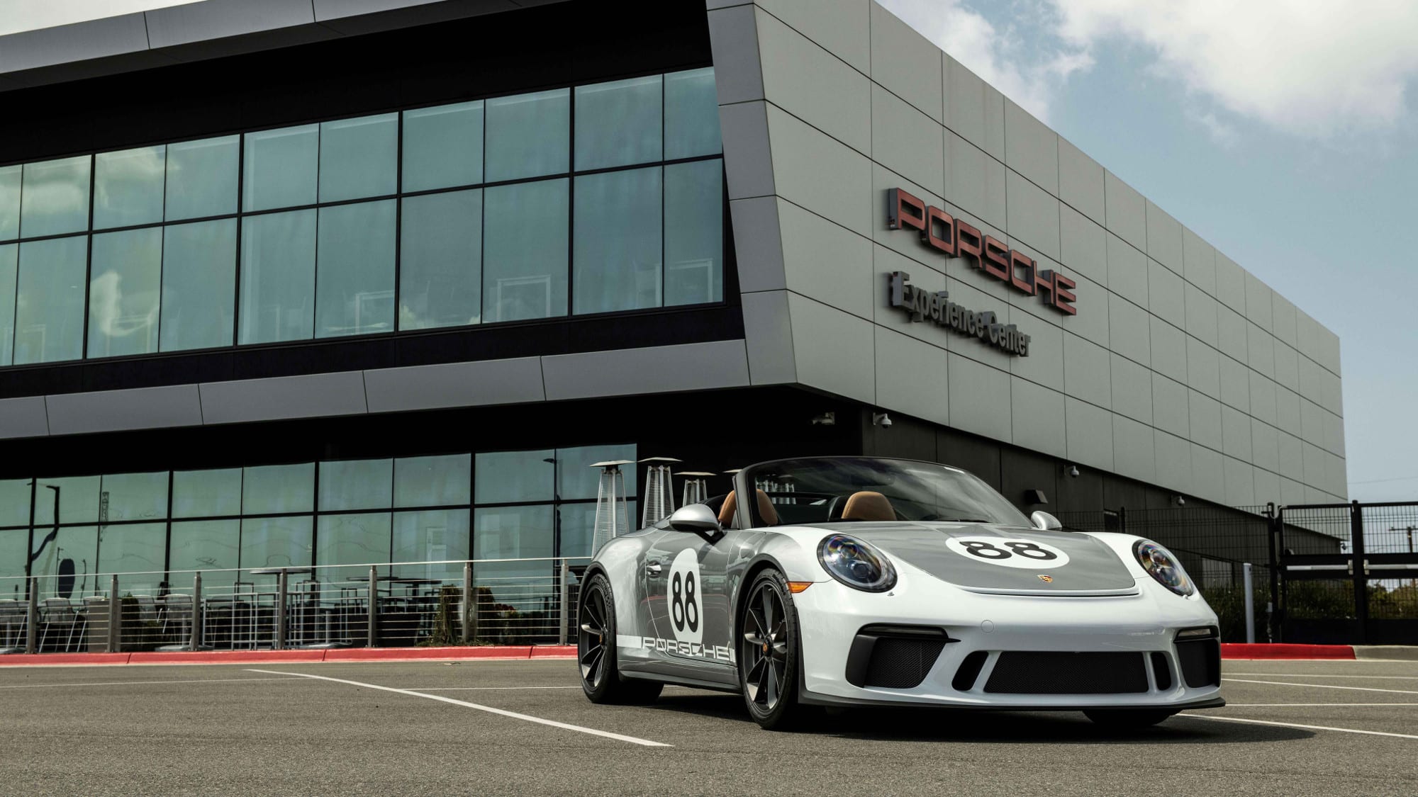 Porsche subastará el último 911 speedster generación 991 para apoyar contra el Covid-19