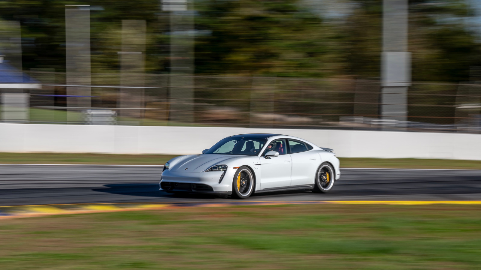 Nuevo récord para el Porsche Taycan Turbo S