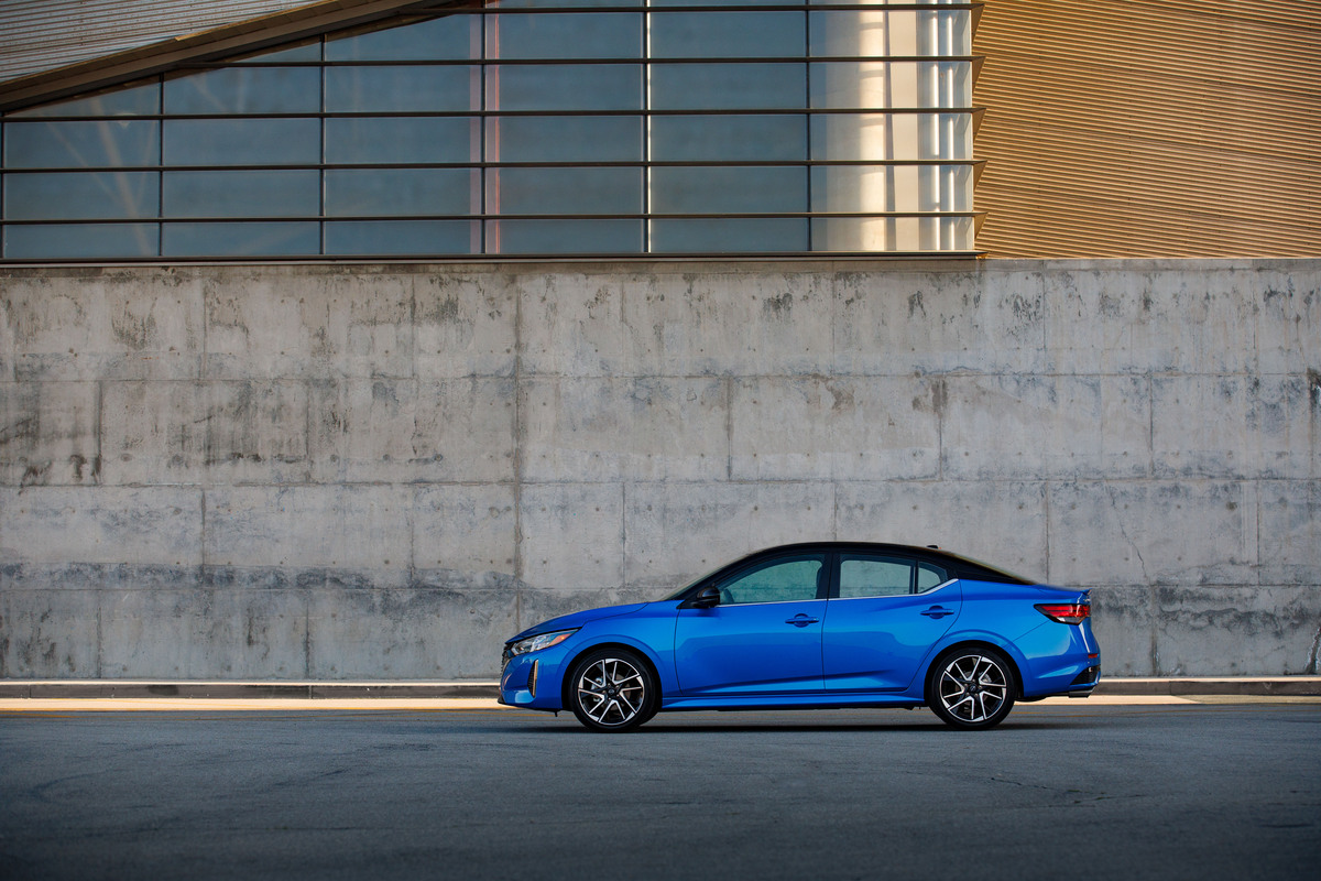 Nissan Sentra Se Actualiza Para La Uni N Americana Memo Lira