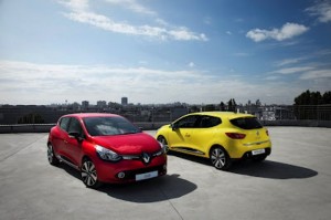 2013-Renault-Clio-Mk4-41[2]