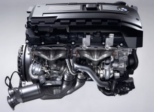 bmw-6-cylinder-petrol-engine-with-twin-turbo-and-high-precision-injection