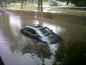 auto-inundado
