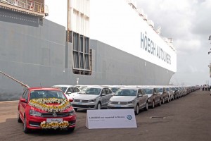 Volkswagen India ships 100,000th car to Mexico_1