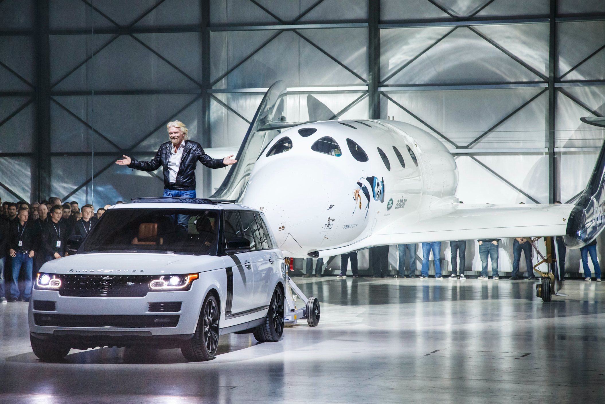 Land Rover Participa en la presentación del Virgin Galactic SpaceShipTwo