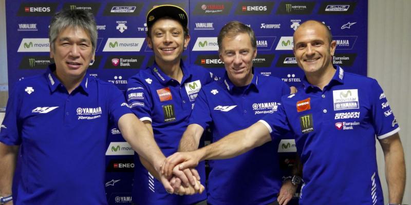 Rossi y Yamaha extienden su contrato dos años más
