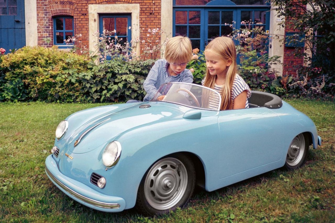 ¡Pequeños grandes clásicos! La historia del hombre que fabrica réplicas de Porsche legendarios