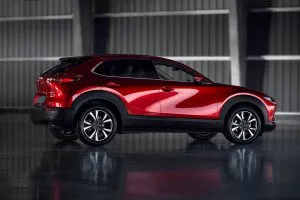 mazda lanza cx-30