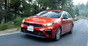 KIA-Forte-GT-HB-2019