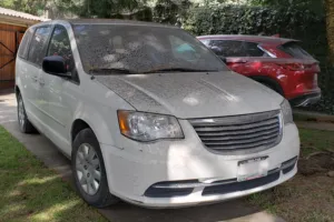 Auto-estacionado-durante-la-cuarentena-2020