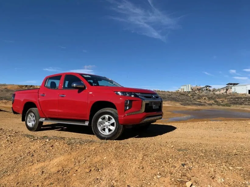 Mirsubishi presenta la L200