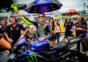 Valentino Rossi se queda sin equipo