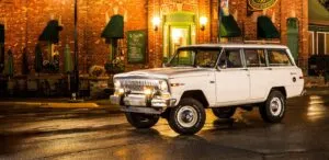 Jeep Wagoneer
