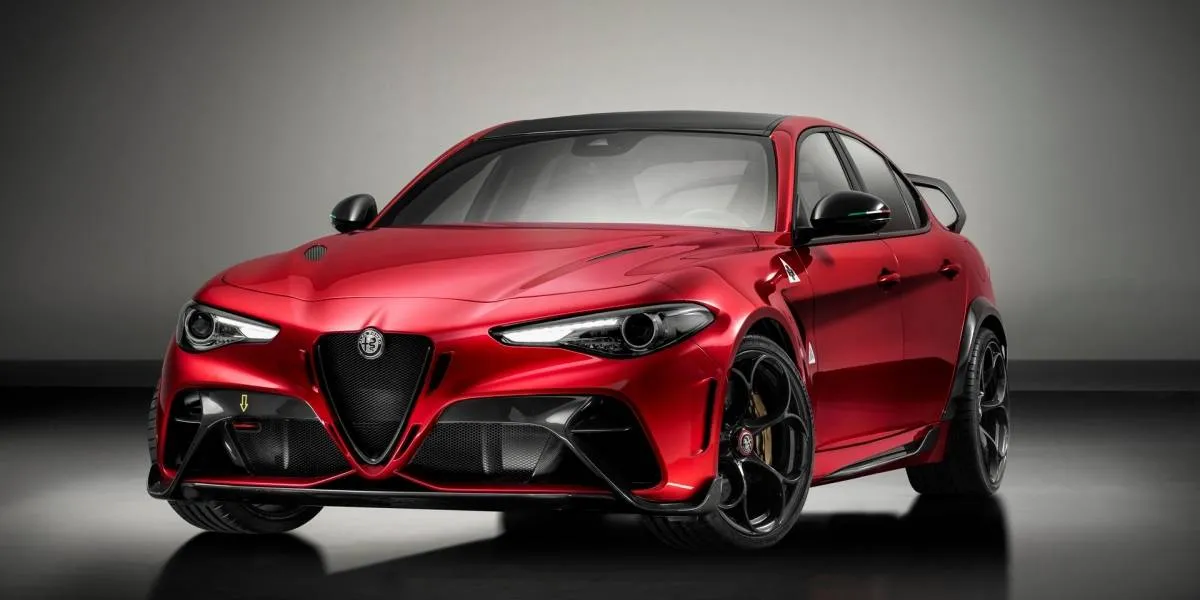 Alfa Romeo Giulia GTA-2021