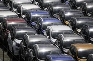 Descendió el crédito para autos nuevos