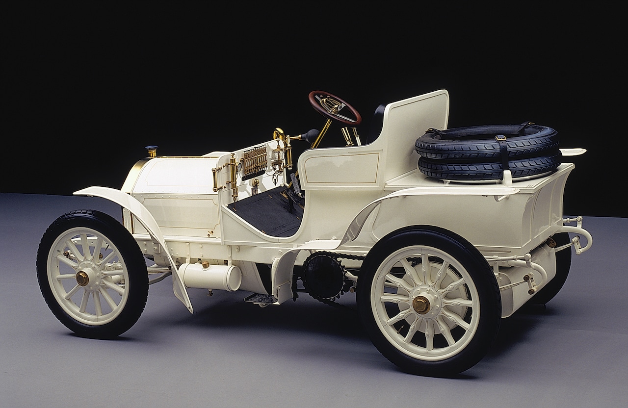Sabes cuál es el origen del nombre Mercedes Benz