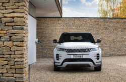 Evoque y Discovery Sport estrenan motor Plug-in Hybrid