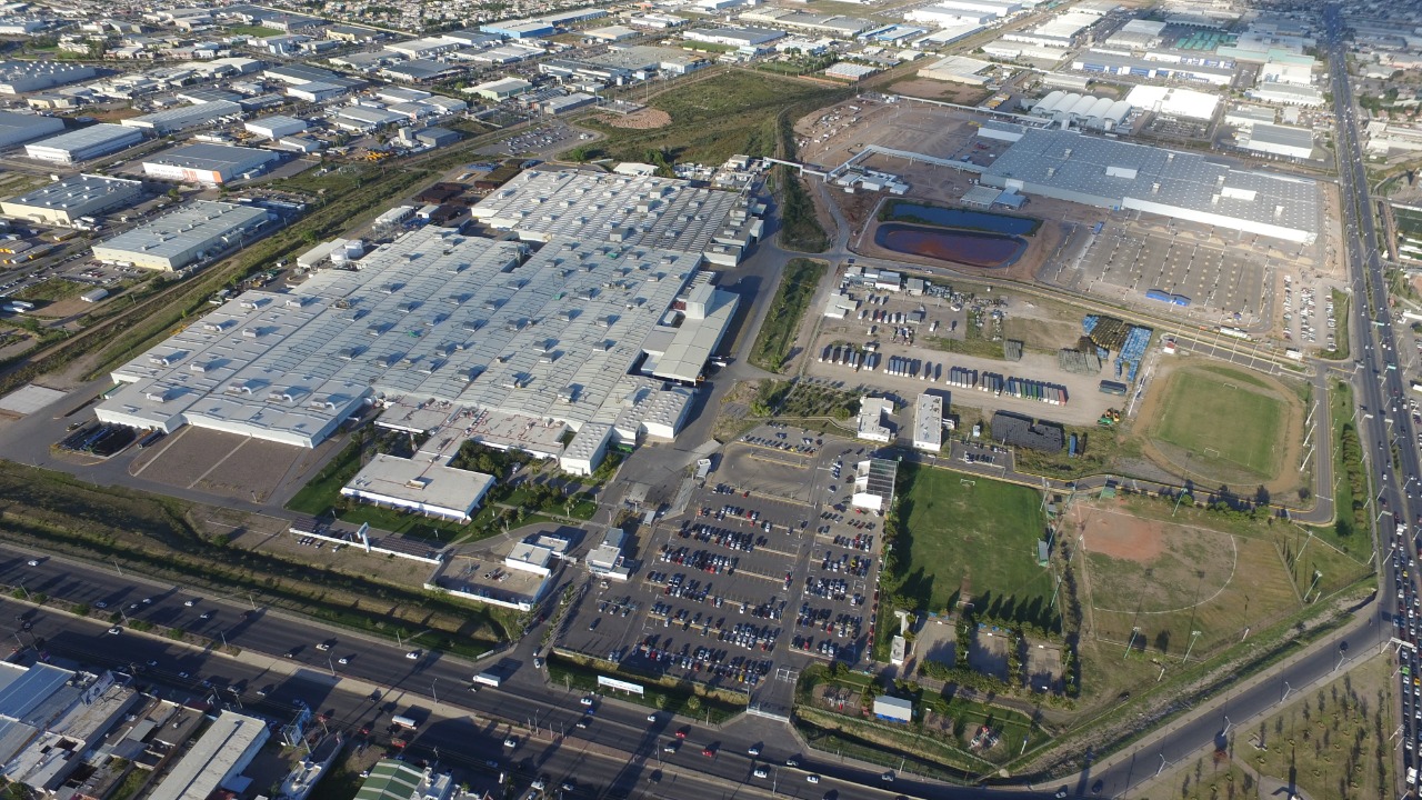 Ford producirá escudos faciales para los héroes de bata blanca 