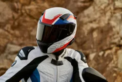 Si eres motociclista es importante que sigas todos los consejos para evitar contagiarte de covid-19