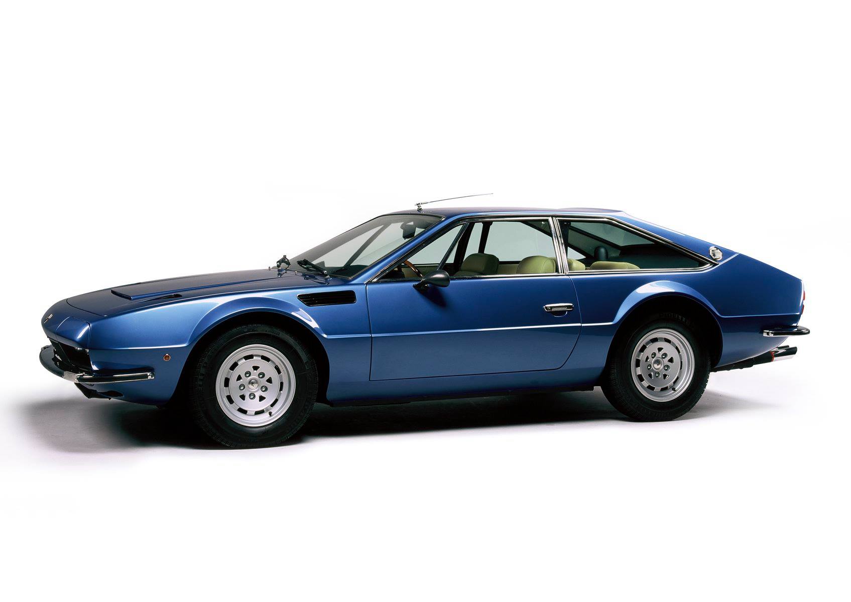 Lamborghini Jarama | Memo Lira Lamborghini Jarama