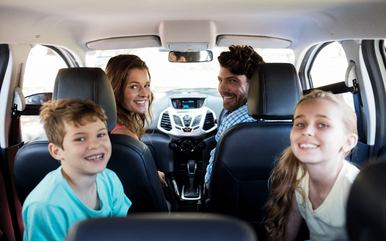 Mamá falta mucho Siete consejos para viajar con niños en el auto