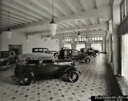 Ford cumple 95 años transformando la movilidad de México