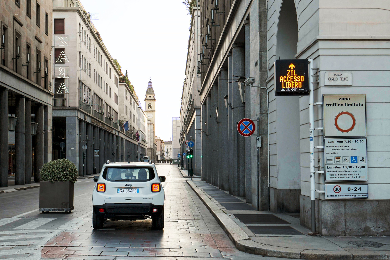 Jeep Renegade 4xe Turin Geofencing Lab3 | Memo Lira