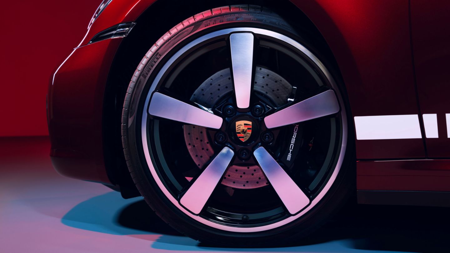 Porsche 911 Targa 4S Heritage Design Edition 5 | Memo Lira