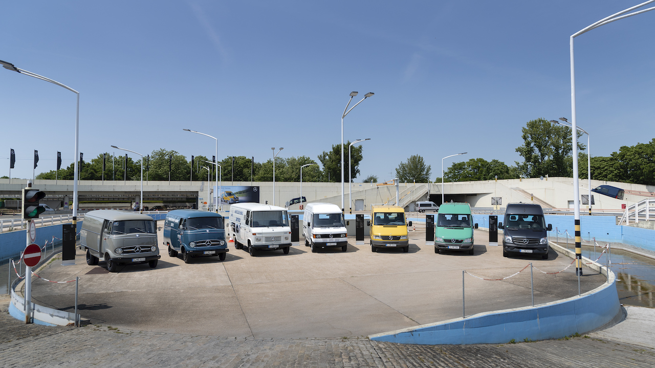 Sprinter celebra 25 años revolucionando el transporte