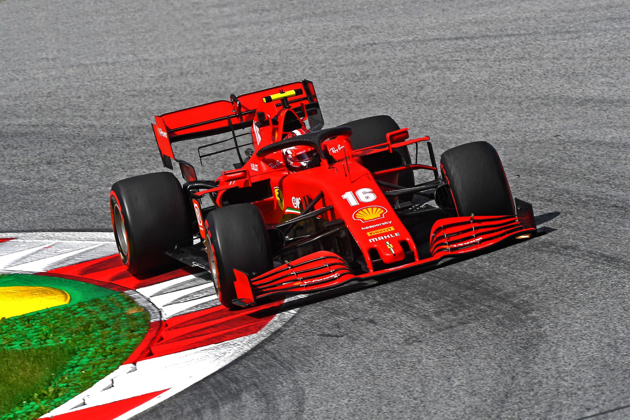 Valtteri Bottas consigue la primera pole position de la temporada