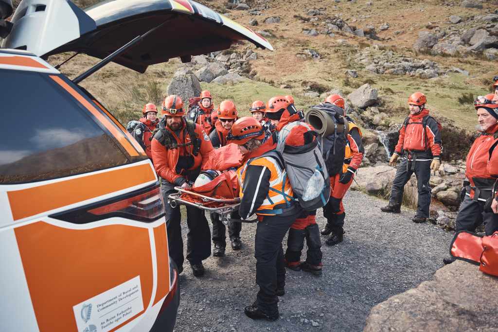 Land Rover Discovery muestra sus capacidades de servicio 4 | Memo Lira