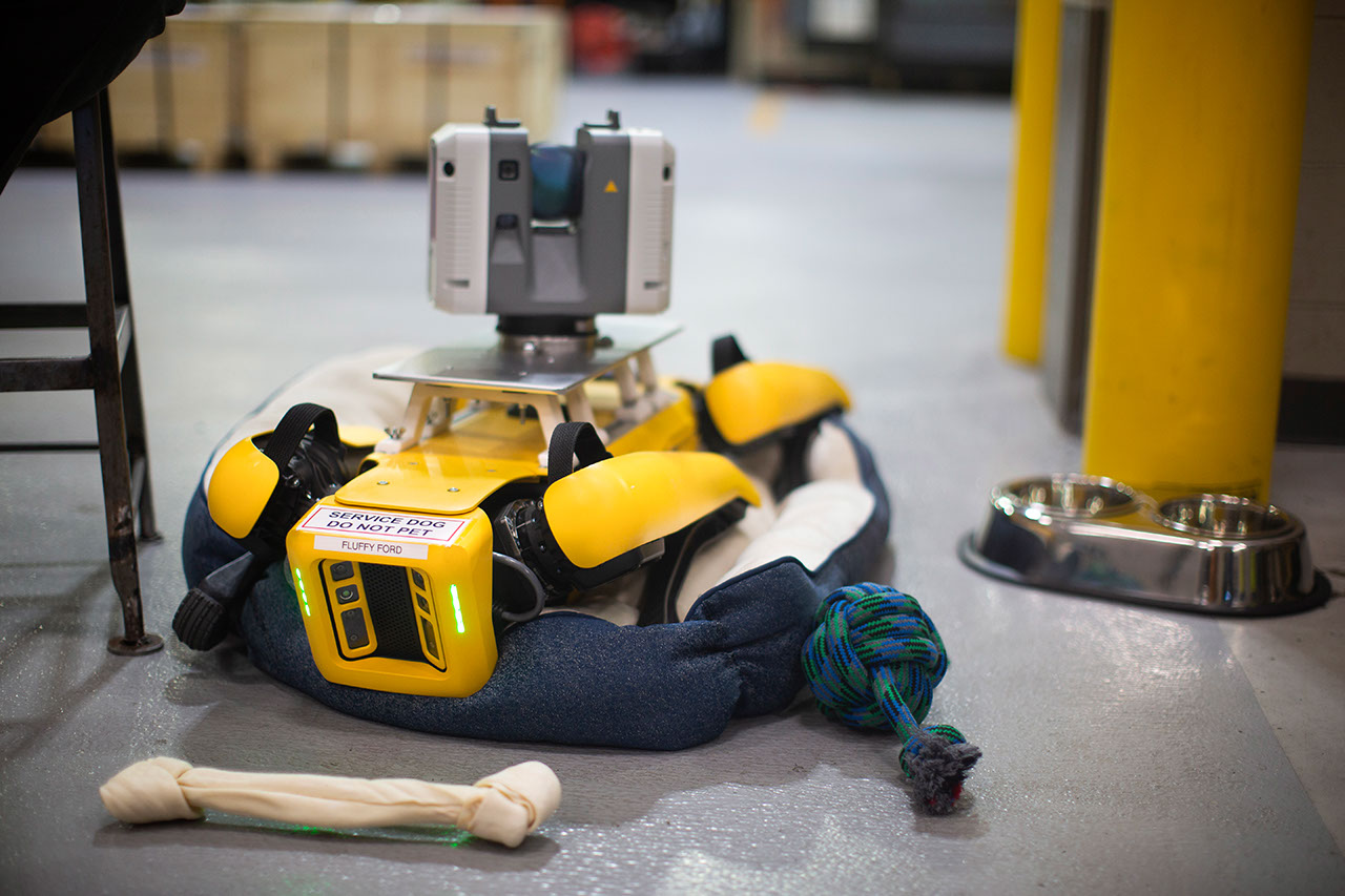 Perros robots los mejores amigos de los ingenieros en Ford | Memo Lira Perros robots los mejores amigos de los ingenieros en Ford