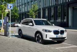 BMW iX3, el primer BMW X totalmente eléctrico