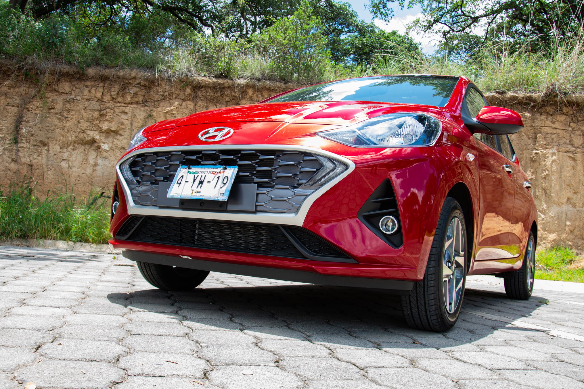 Hyundai Grand i10 2021 frente Sedan | Memo Lira