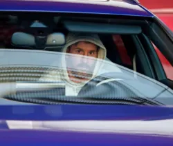 famosos zurdos autos