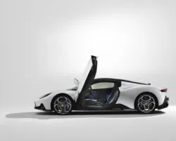 Solo Maserati pudo hacerlo realidad: nace el MC20