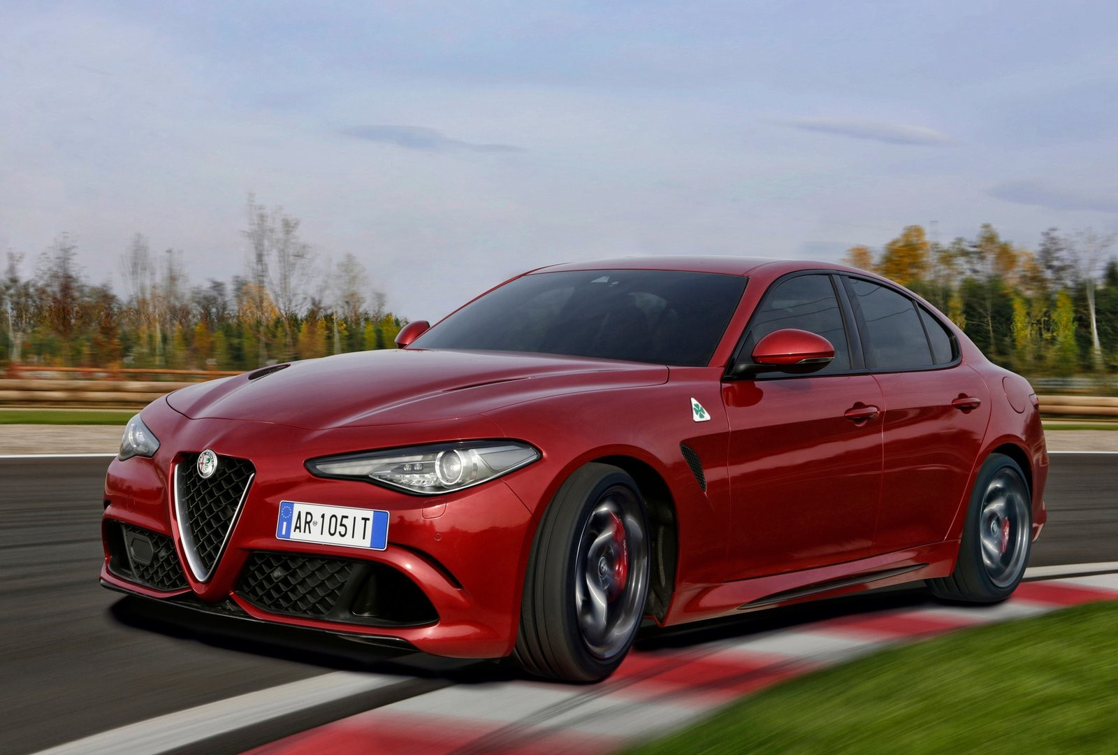 Alfa Romeo Giulia Quadrifoglio Verde 2 | Memo Lira