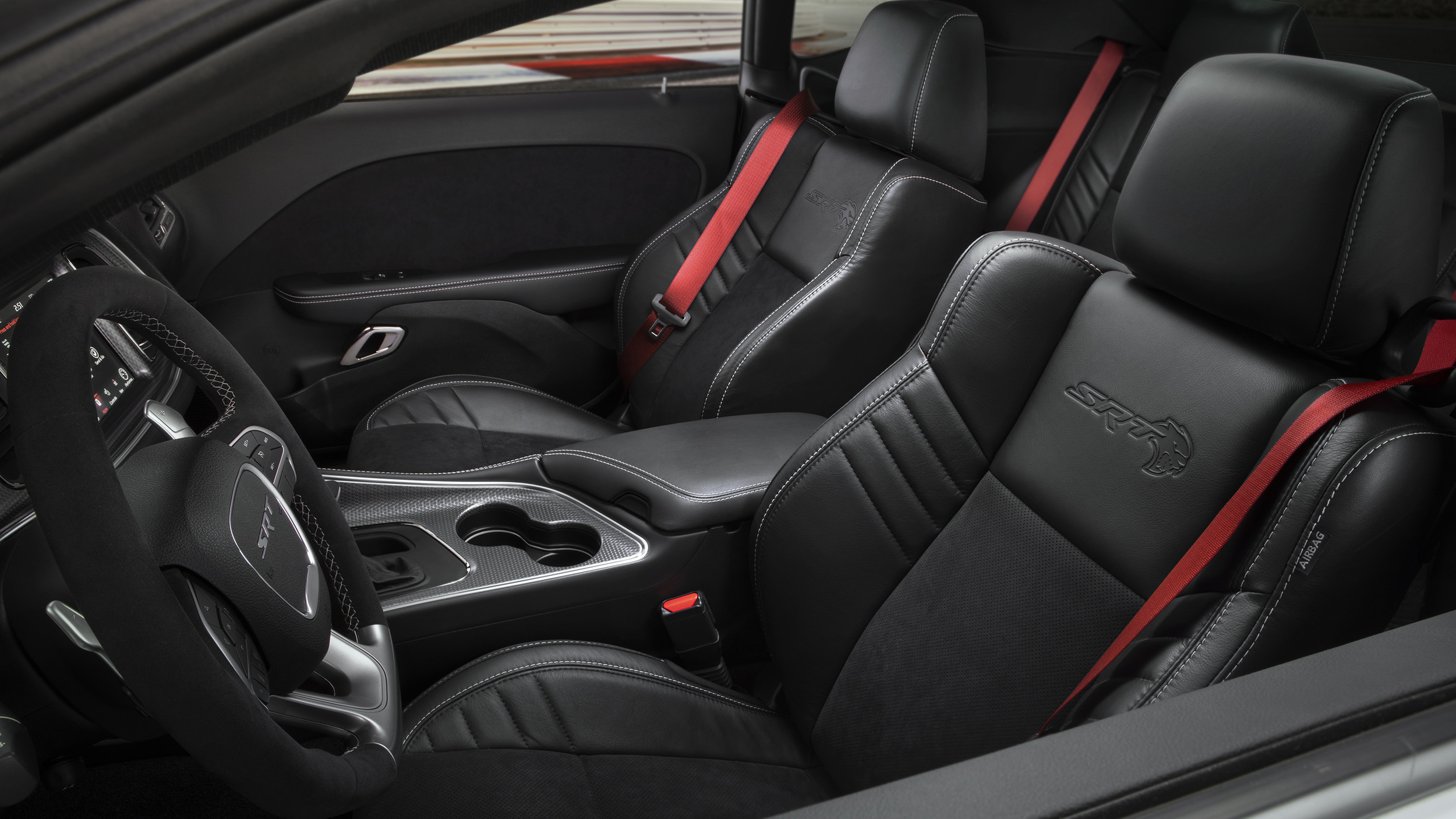 Dodge Challenger Red Eye interior | Memo Lira