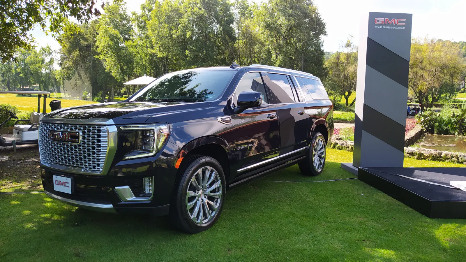 GMC Yukon Denali 2021, lujo imponente