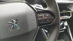 Peugeot 2008 volante