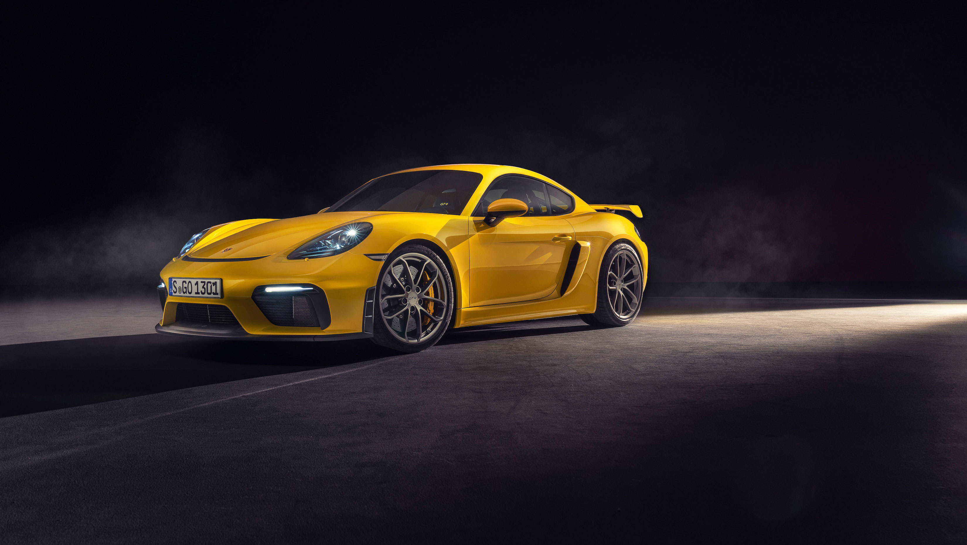 Porsche Cayman GT4
