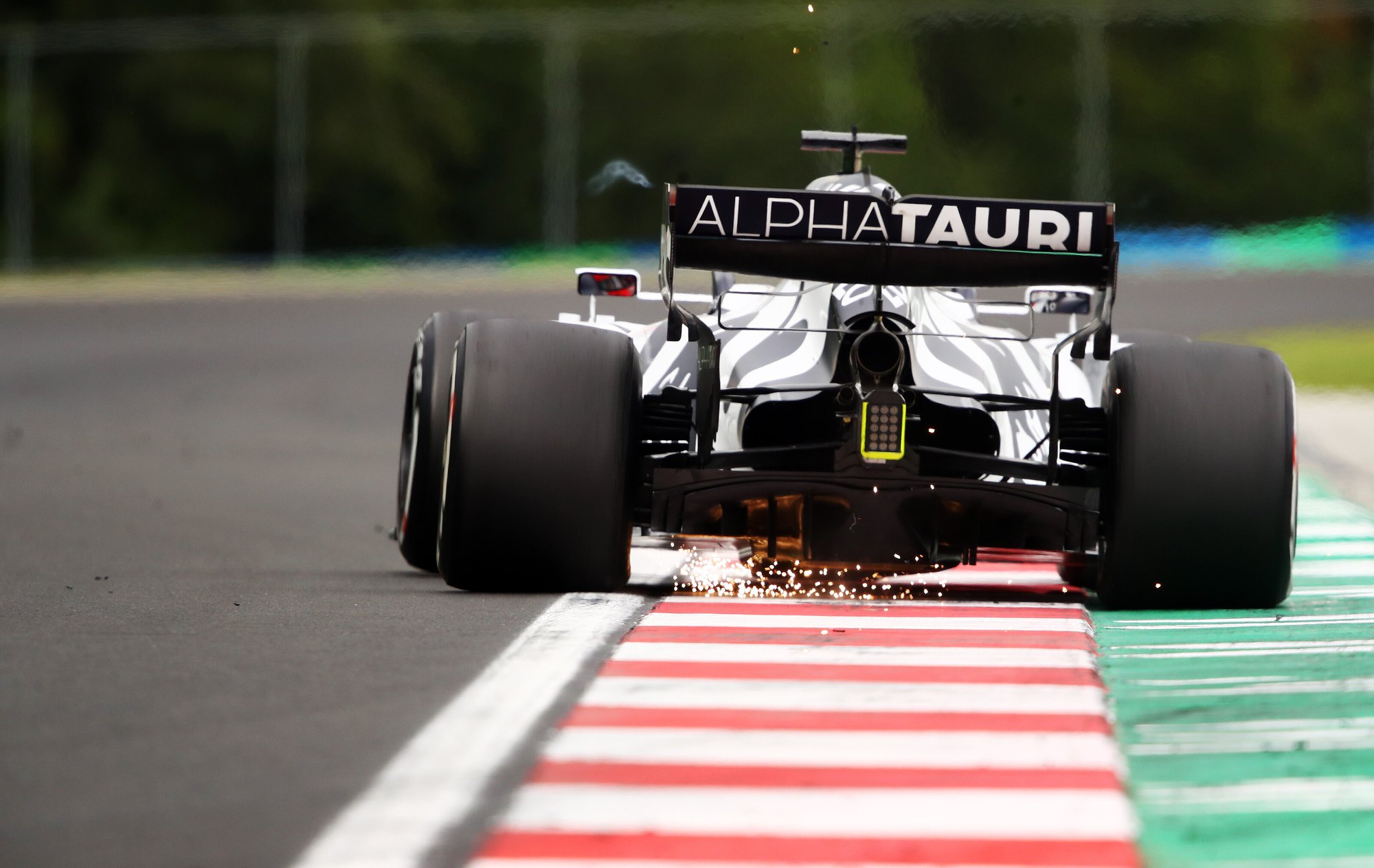 Pierre Gasly se quedará con AlphaTauri la próxima temporada