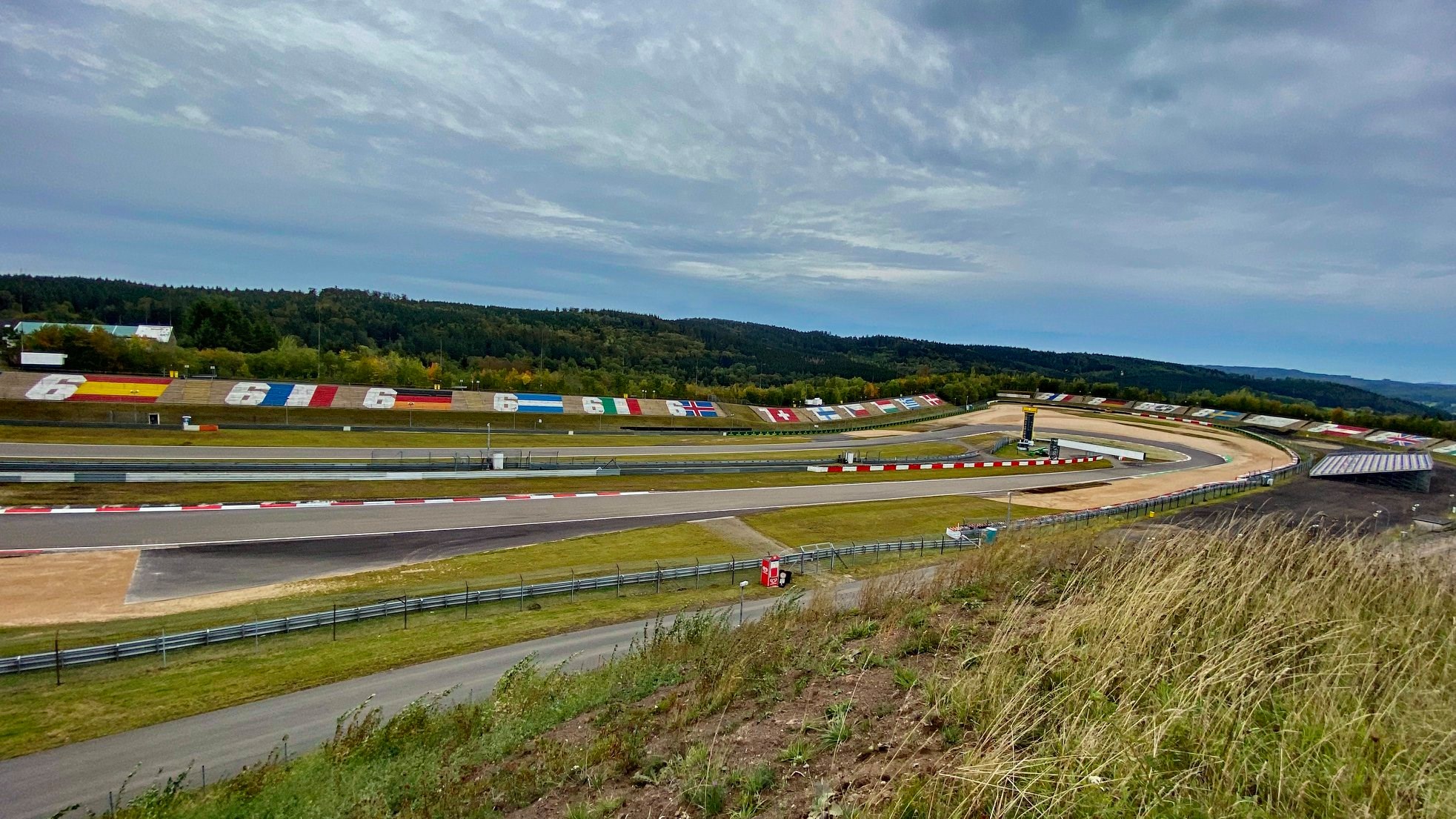 El infierno verde da la bienvenida a la Fórmula 1 | Memo Lira El infierno verde da la bienvenida a la Fórmula 1