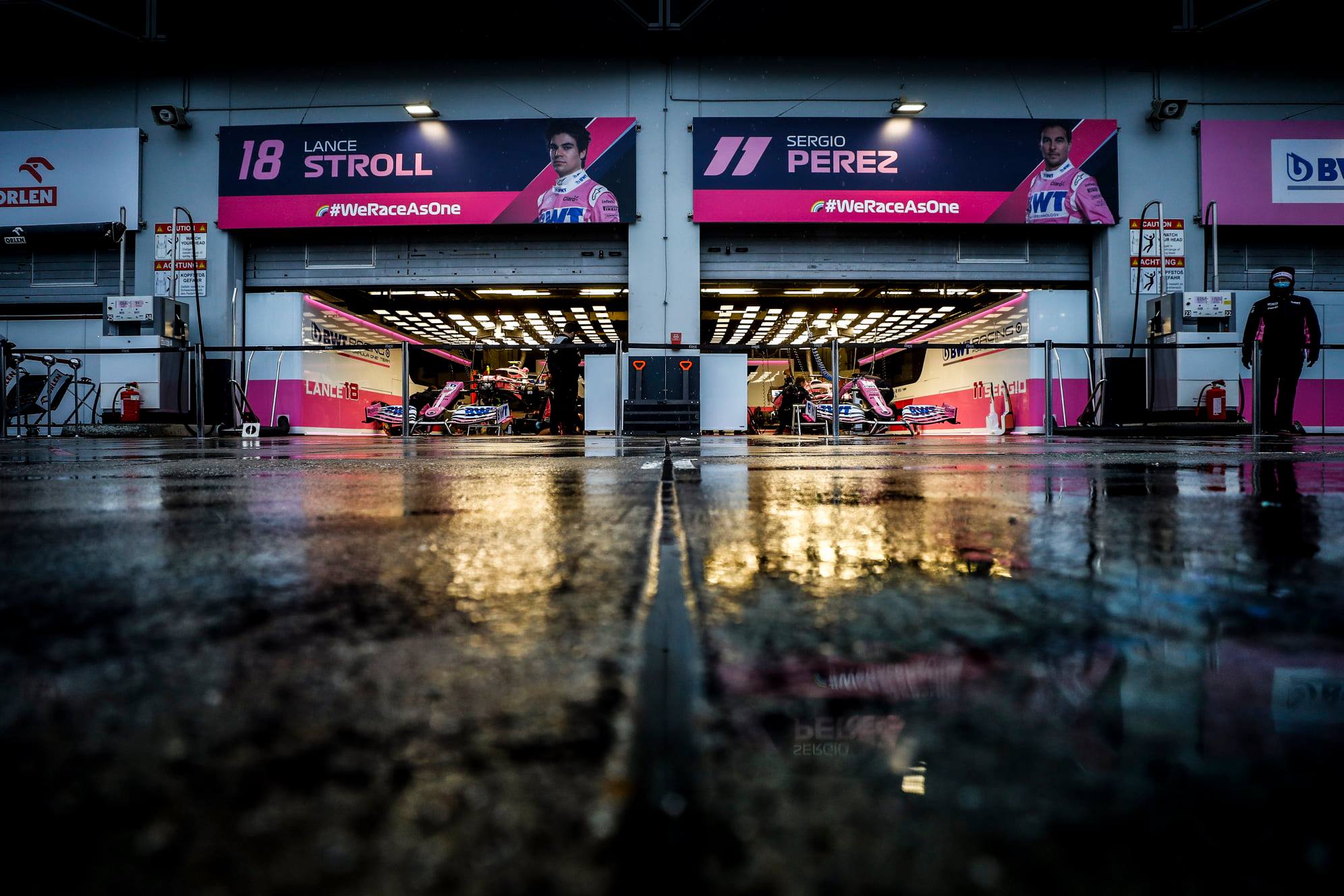 Valtteri Bottas consigue la pole en el infierno verde