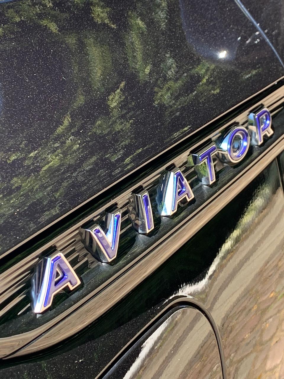 Aviator Grand Touring PHEV1 | Memo Lira