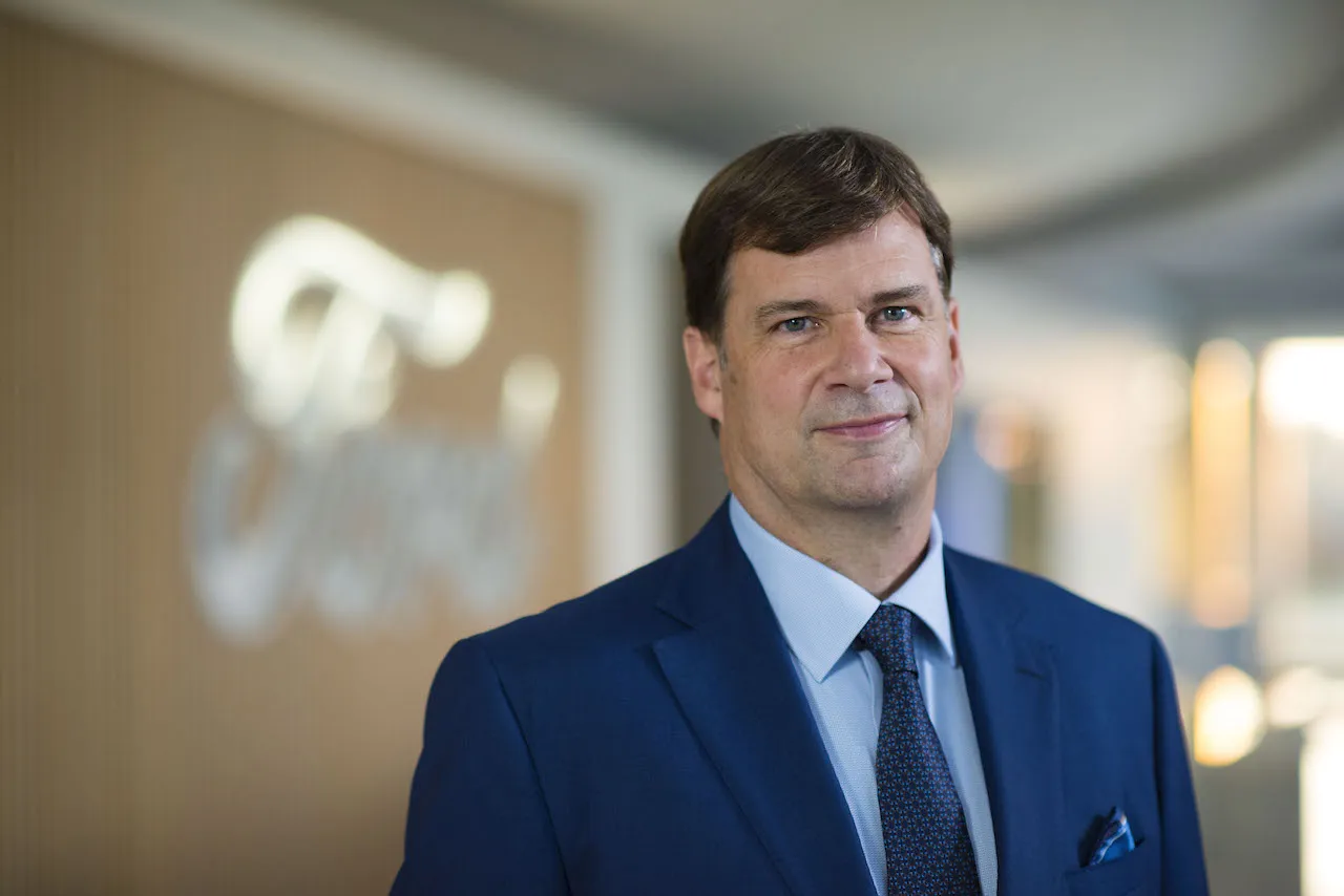 Jim Farley asume como CEO de Ford
