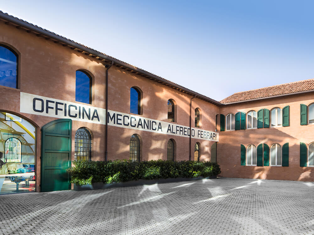 Lunes de museos Museo Enzo Ferrari en Módena 2 | Memo Lira