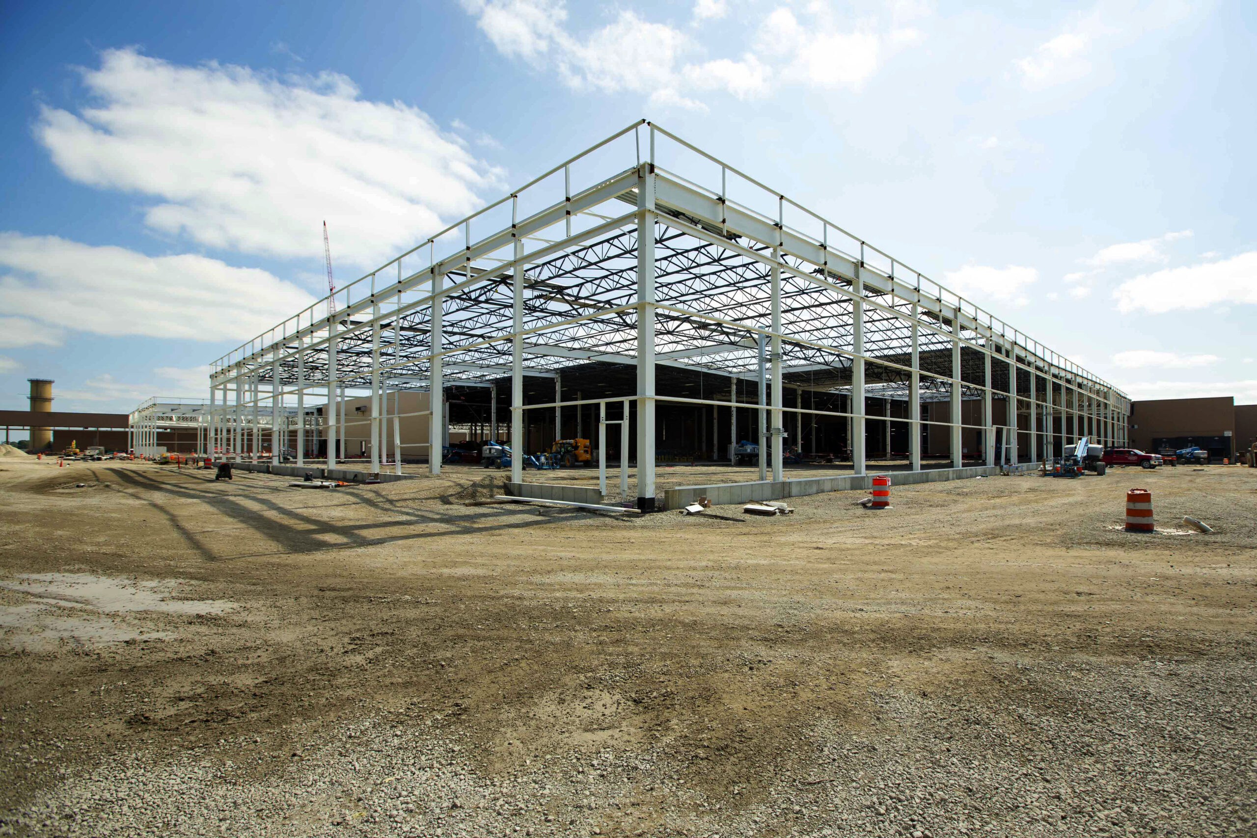 Renovations and new construction continue at the General Motors | Memo Lira