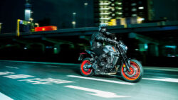 Yamaha MT-09, más ligera y avanzada