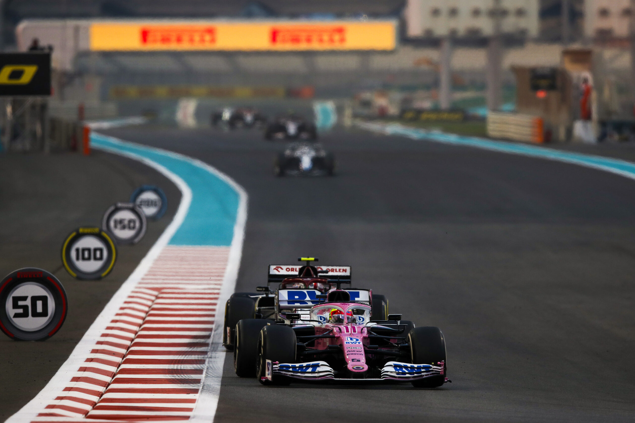Dominante victoria de Max Verstappen en Abu Dhabi